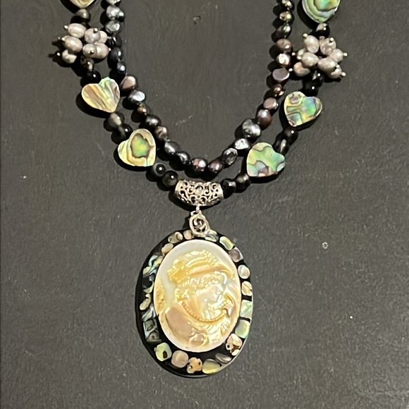 Vintage Peacock Pearl MOP Abalone Multi Strand Victorian Lady Cameo Necklace - Picture 7 of 8